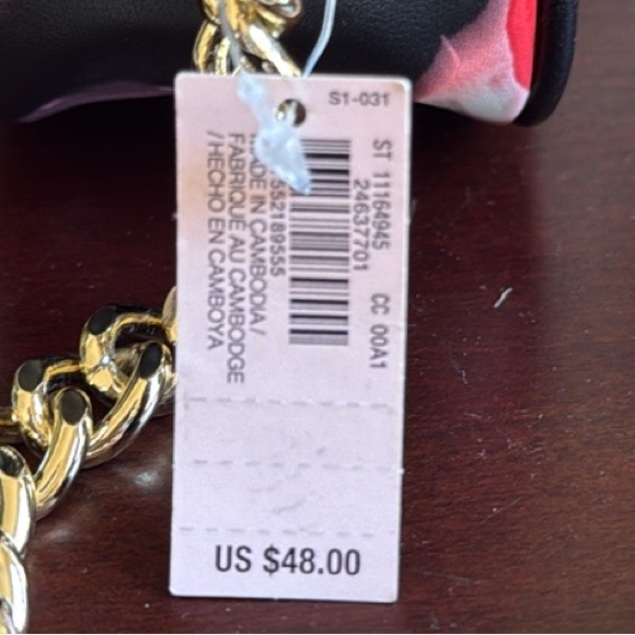 VICTORIA'S SECRET 🖤BLACK & RED❤️ BOLD FLORAL CHAIN STRAP CROSSBODY BAG 🌟NWT🌟 - Picture 15 of 17